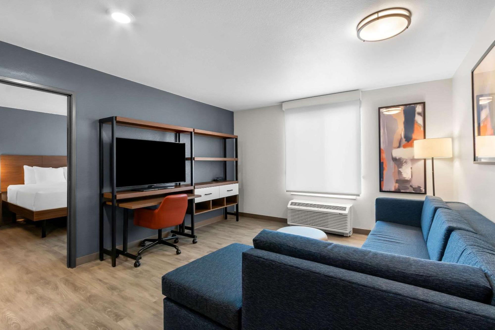 Everhome Suites Glendale Sports Entertainment District ภายนอก รูปภาพ