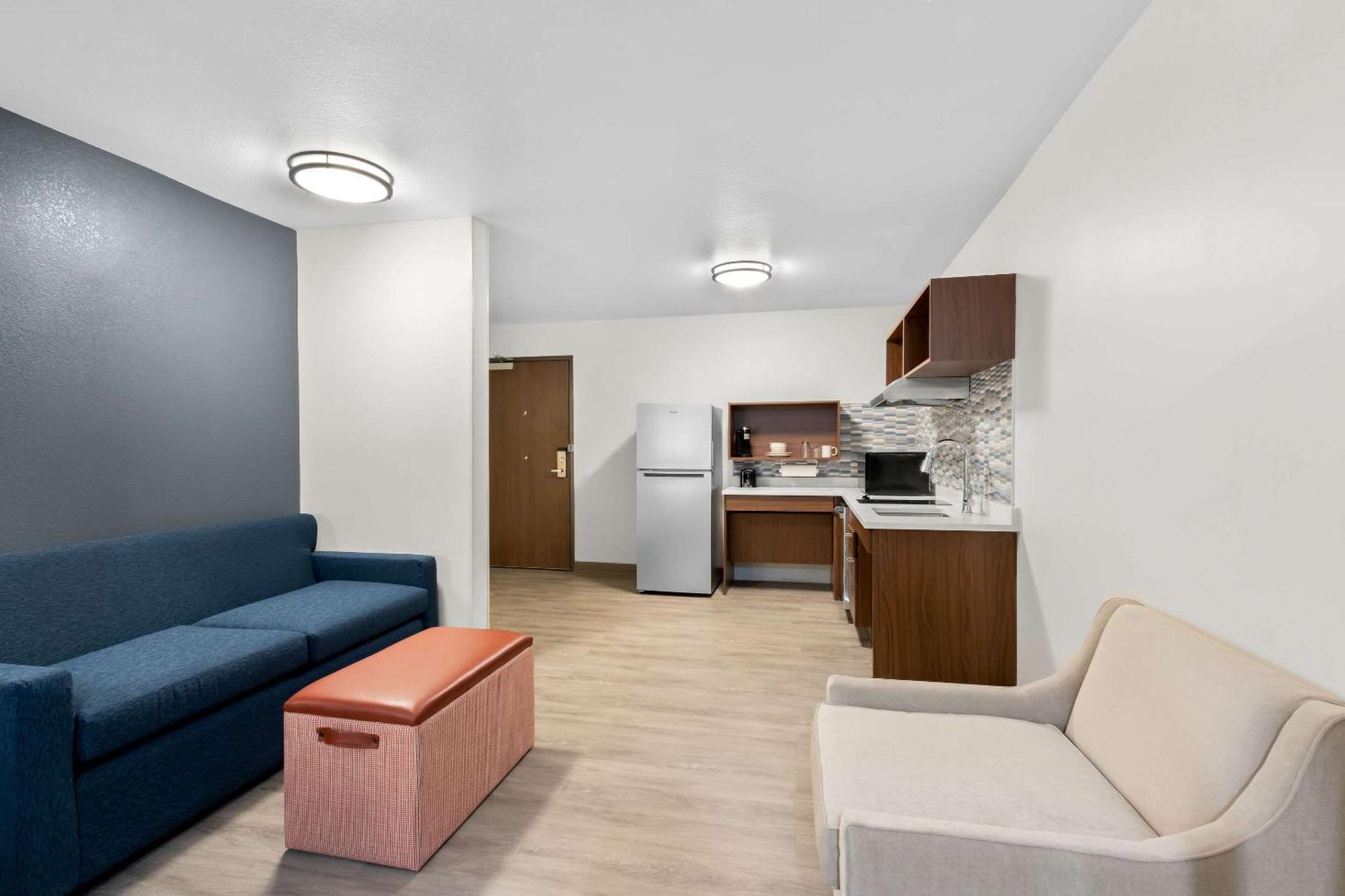 Everhome Suites Glendale Sports Entertainment District ภายนอก รูปภาพ