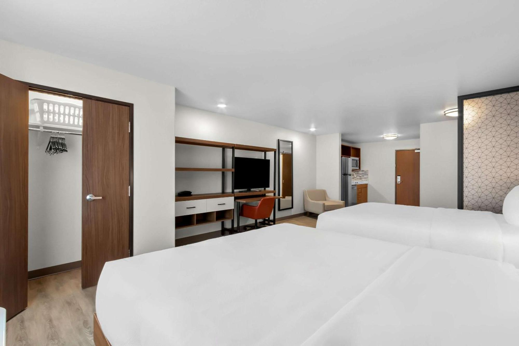 Everhome Suites Glendale Sports Entertainment District ภายนอก รูปภาพ